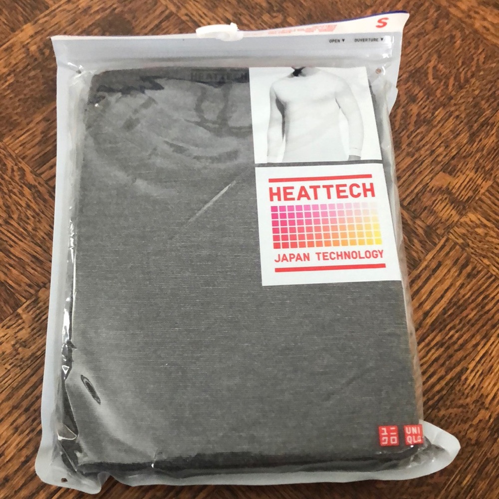 Uniqlo Heattech Shirt - Picture 2 of 4